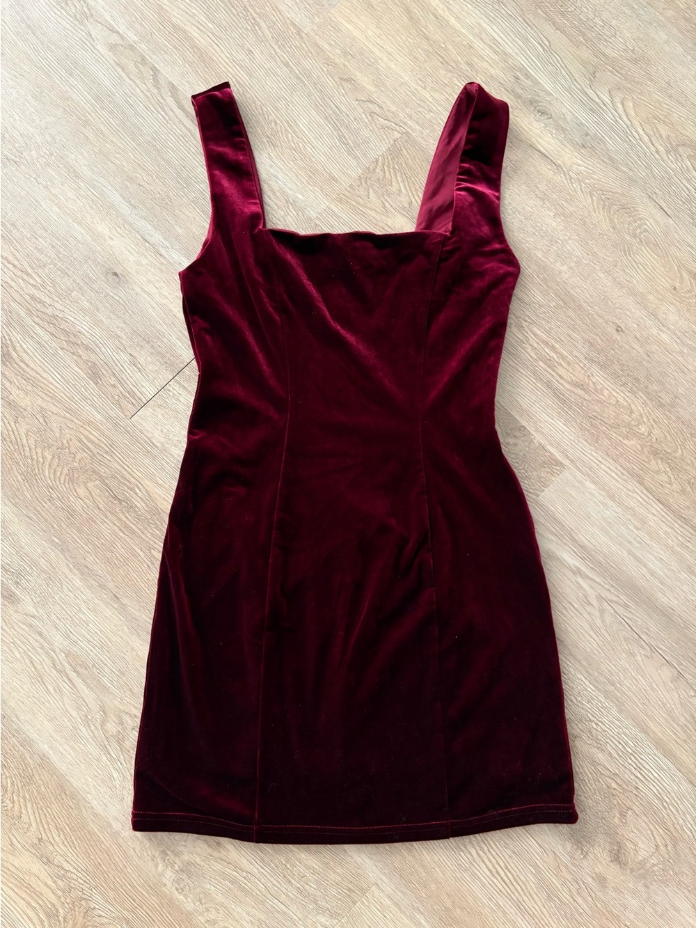 Forever 21 Wine Velvet Square-Neck Bodycon Mini Dress